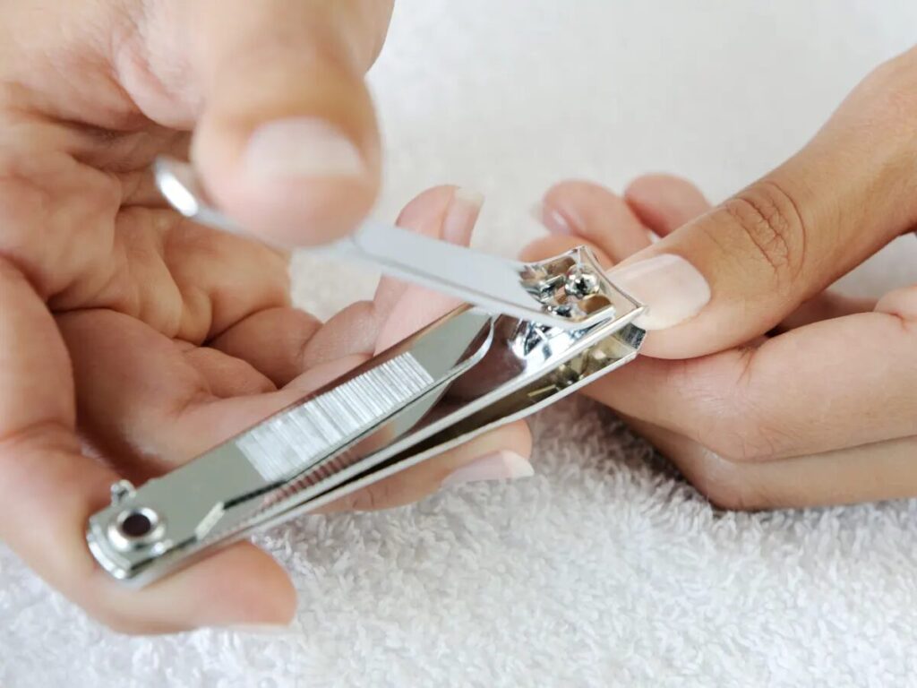 how to take care of nails naturally by cut nails 