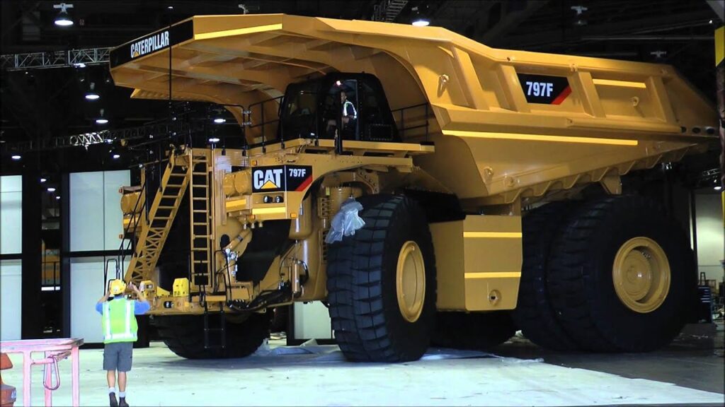 Caterpillar 797F is 2nd biggest truck in the world