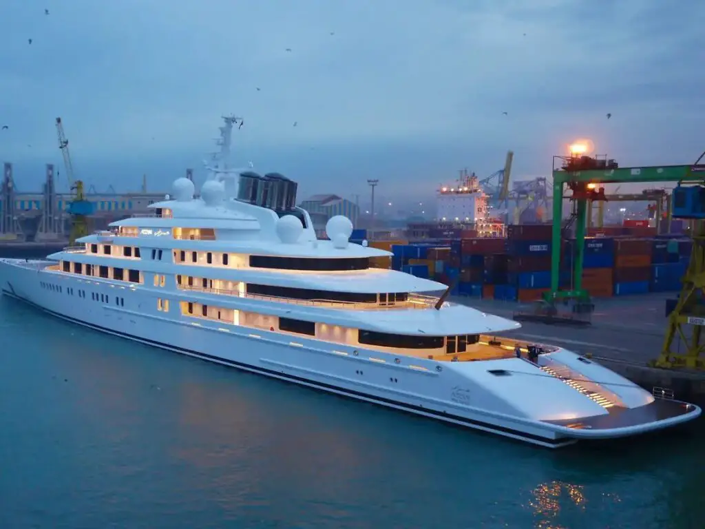 Azzam yacht