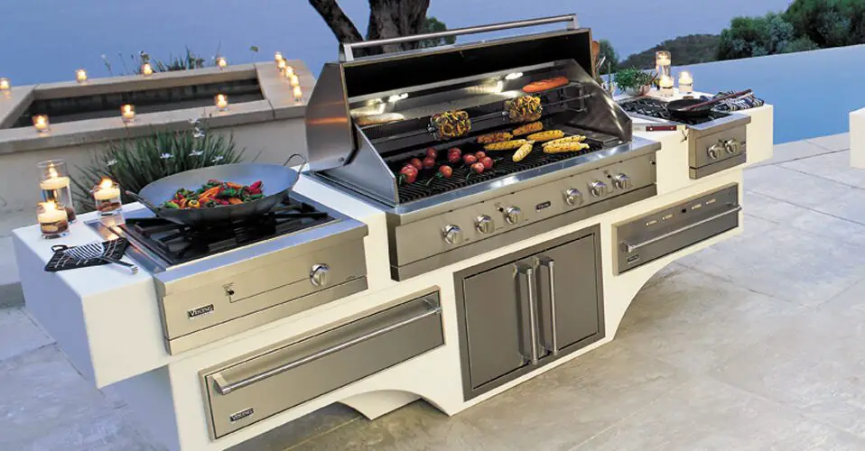 Viking Freestanding Natural Gas Grill